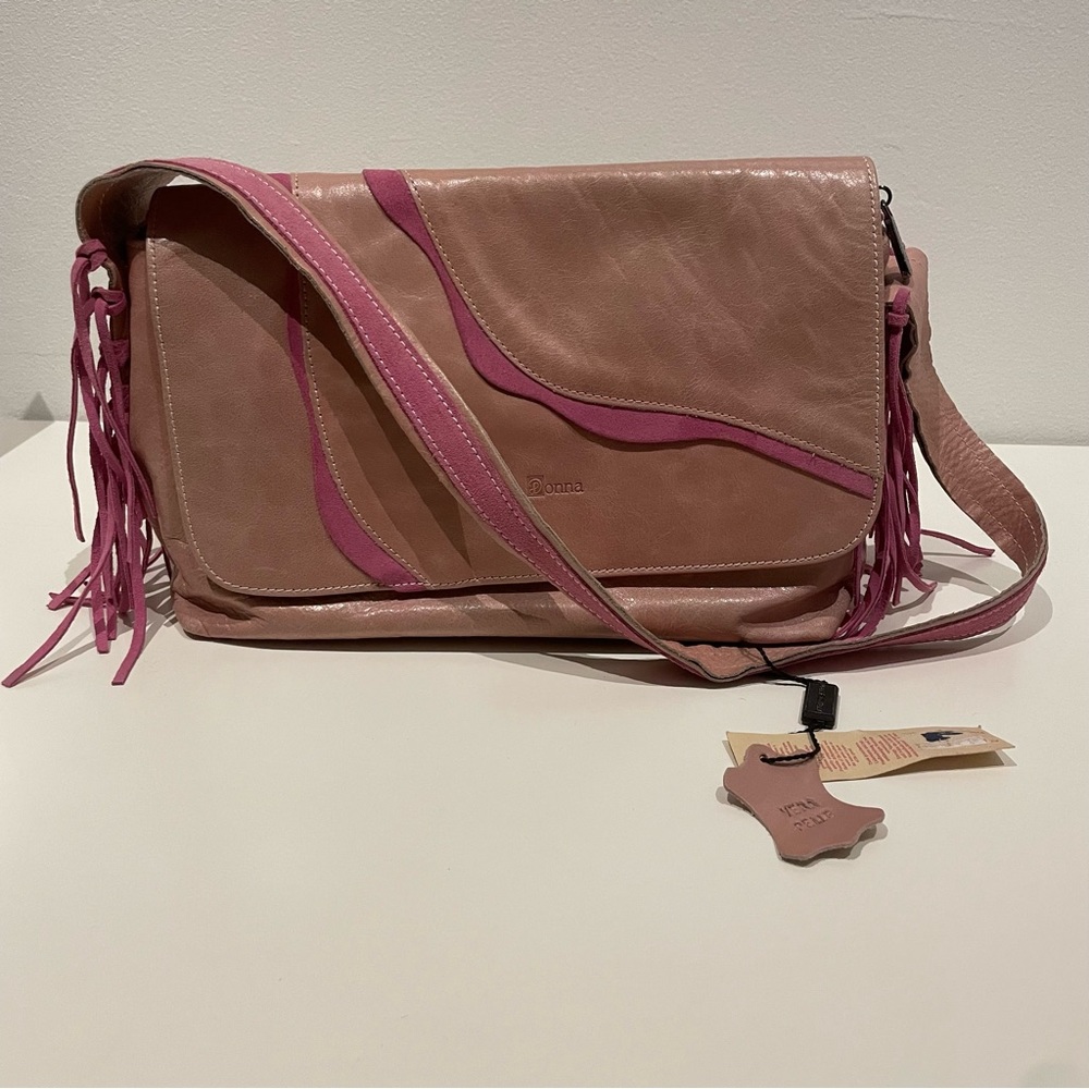 Bella Donna Italian crafted leather handbag with fringe. In Barbie pink. - Picture 2 of 12